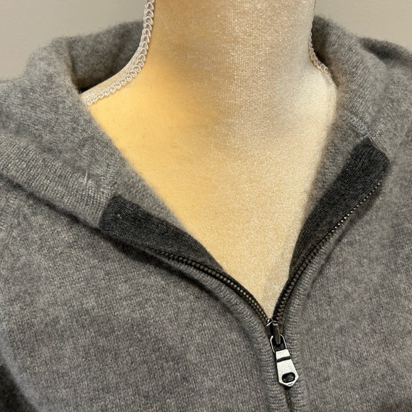 GAP Cashmere hoodie size M/L - Picture 3 of 8
